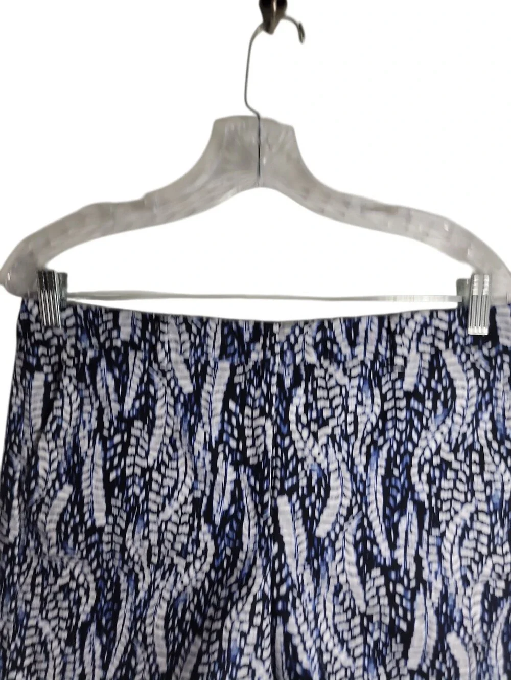 White House Black Market blue white printed cotton spandex shorts women's size 8